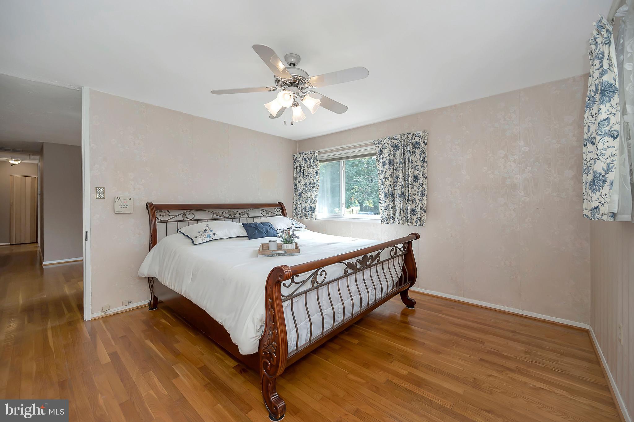 BELMONT - Residential