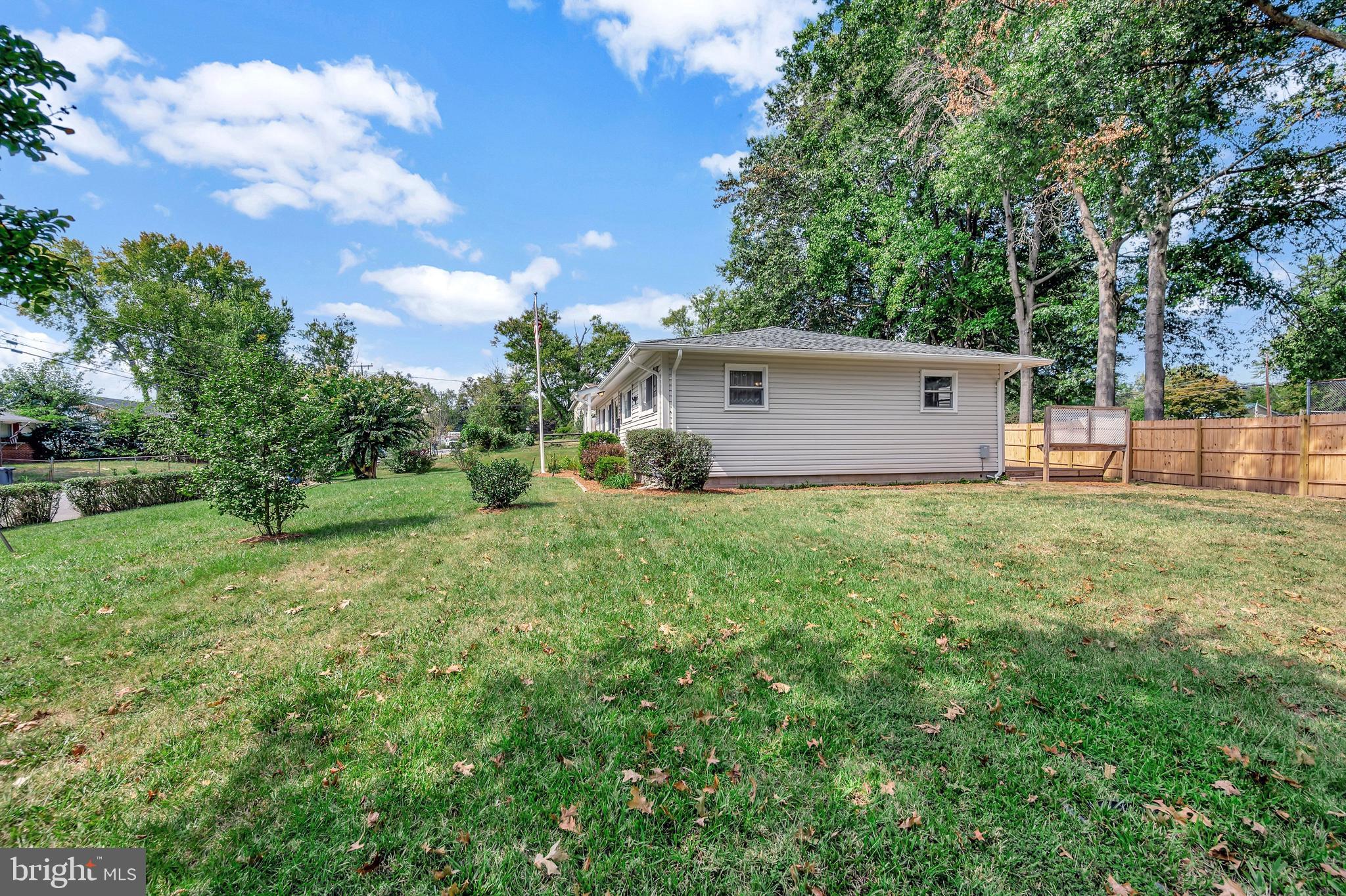 BELMONT - Residential