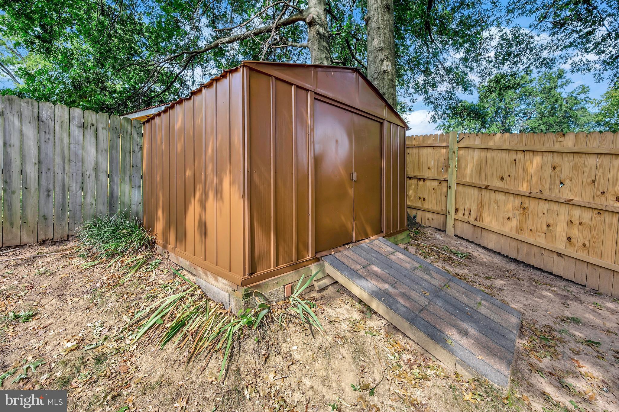 BELMONT - Residential