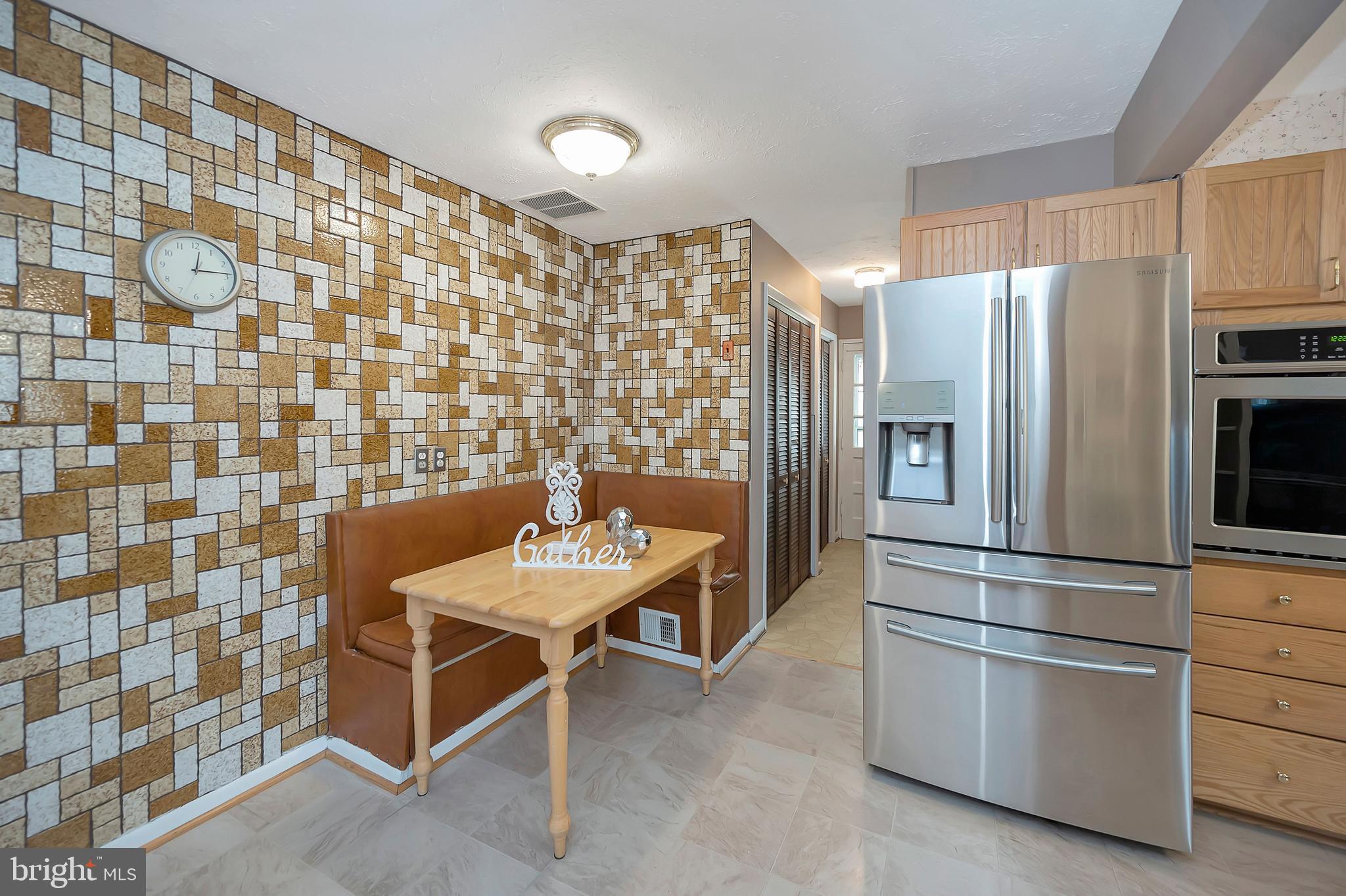 BELMONT - Residential