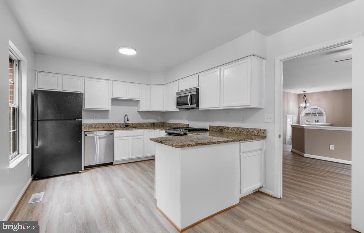 46607 CARRIAGE COURT