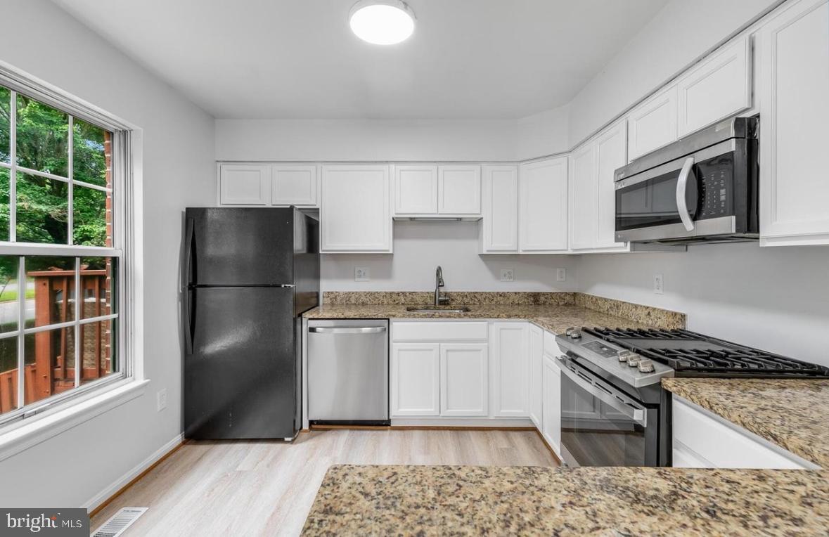 46607 CARRIAGE COURT