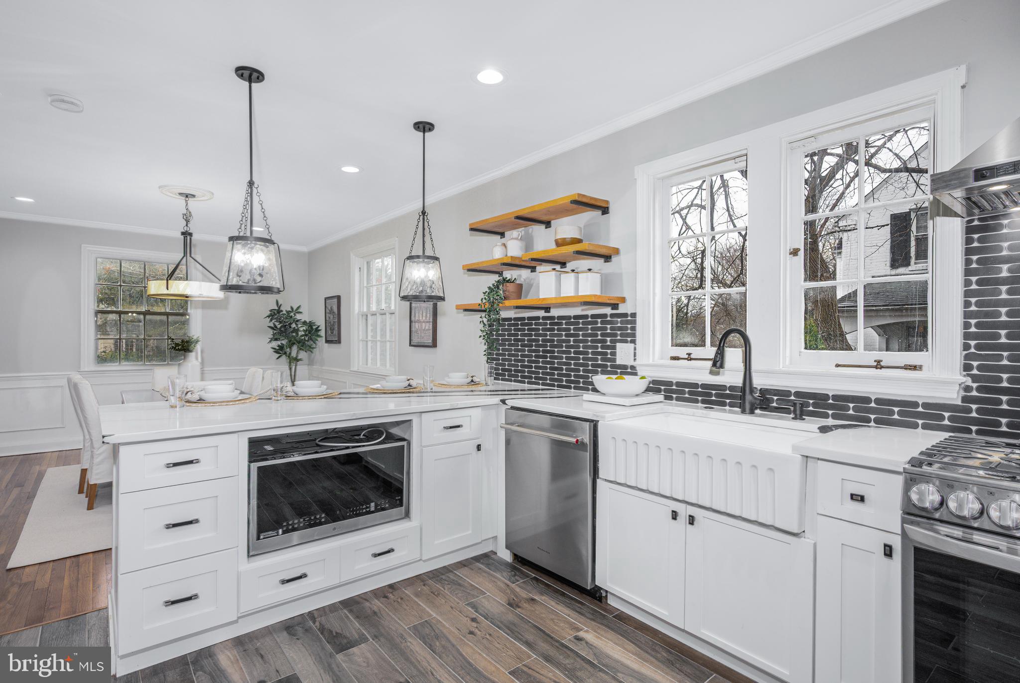 HOMELAND HISTORIC DISTRICT - Residential