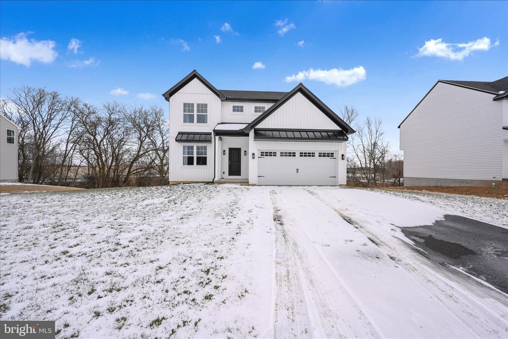 Photo of 229 Pilgrim Drive, LANCASTER, PA 17603 (MLS # PALA2080956)