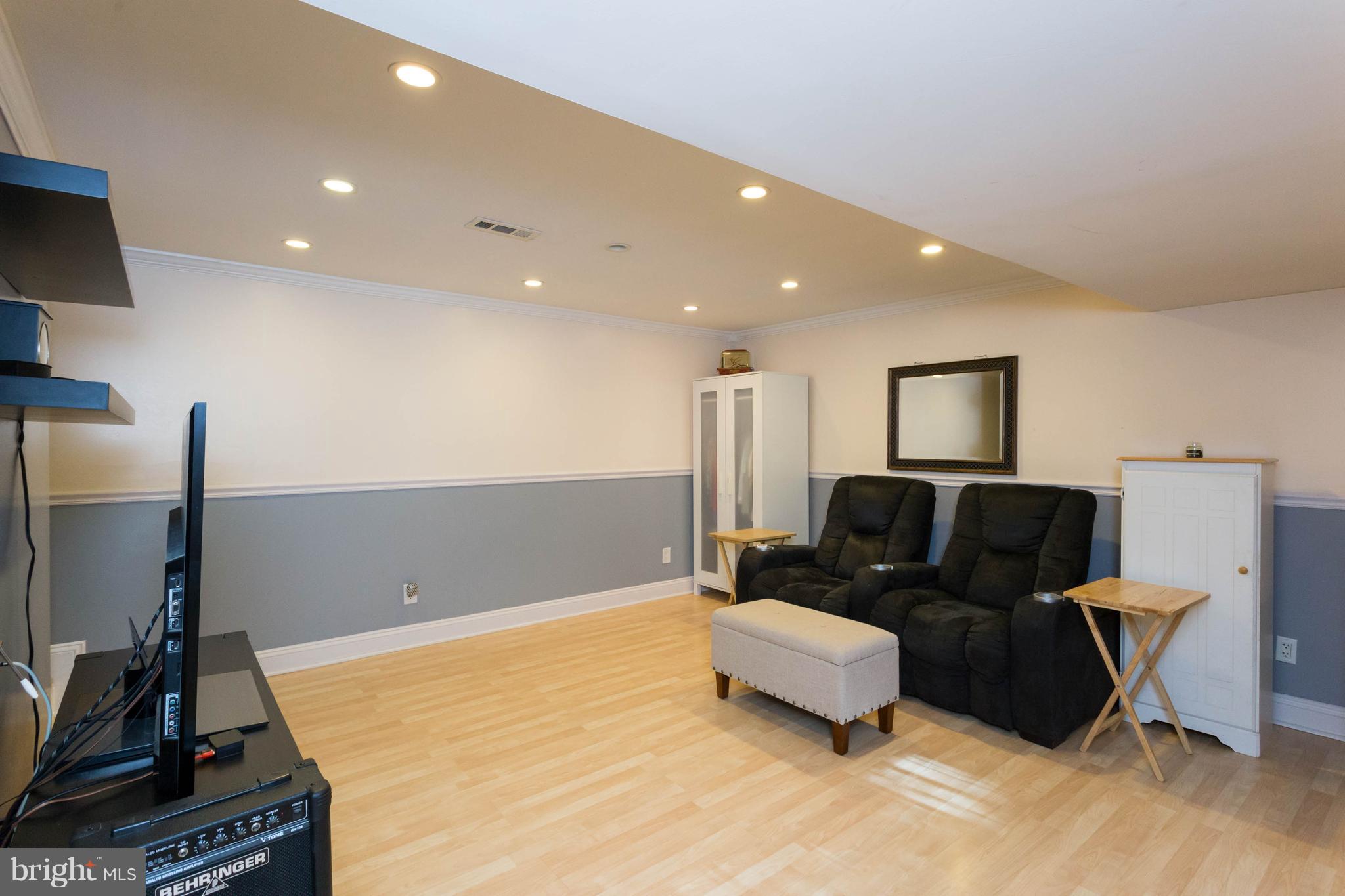 DALE CITY - Residential