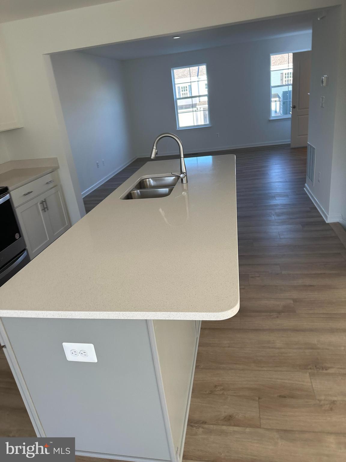 MCCAULEY CROSSING - Residential Lease