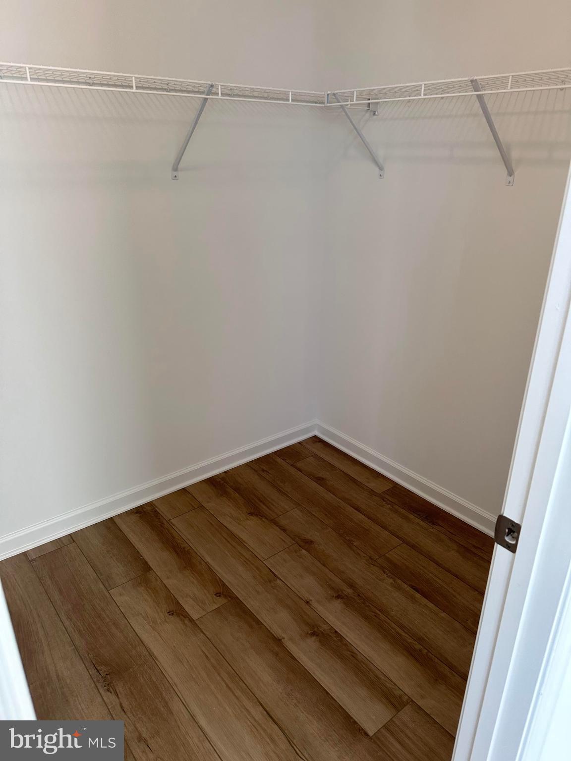 MCCAULEY CROSSING - Residential Lease