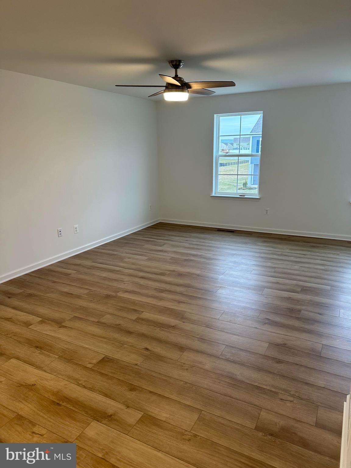 MCCAULEY CROSSING - Residential Lease