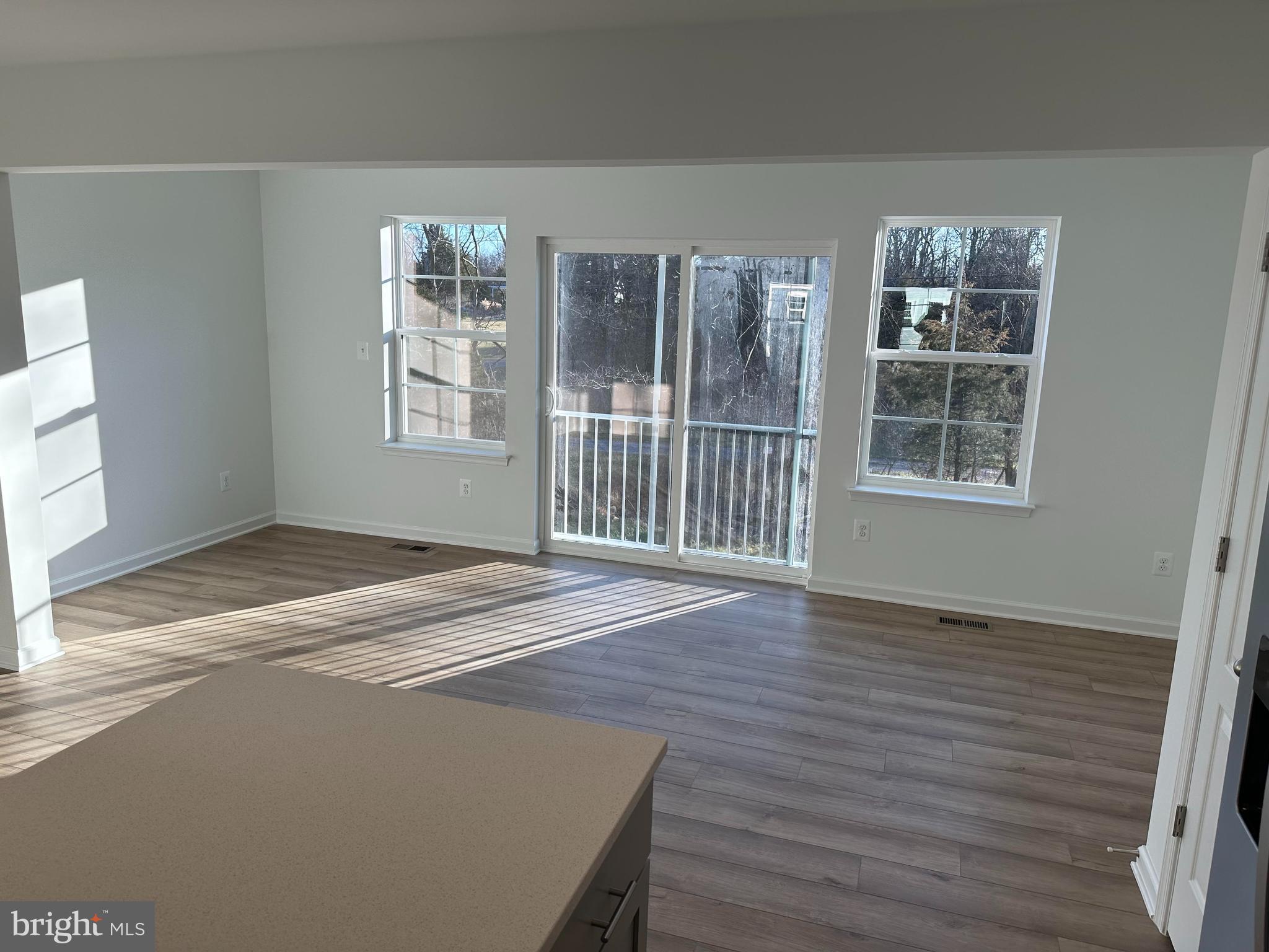 MCCAULEY CROSSING - Residential Lease