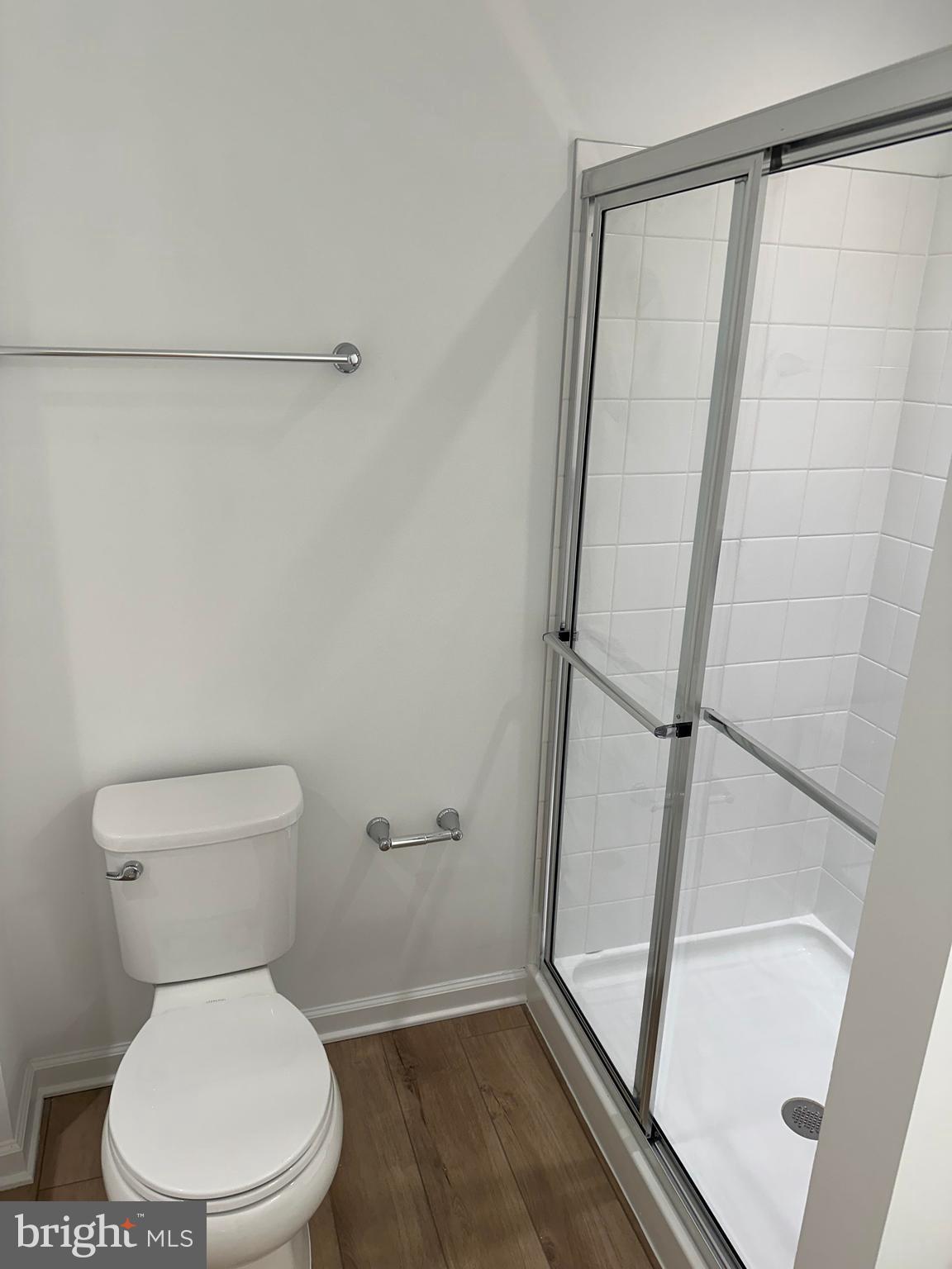 MCCAULEY CROSSING - Residential Lease