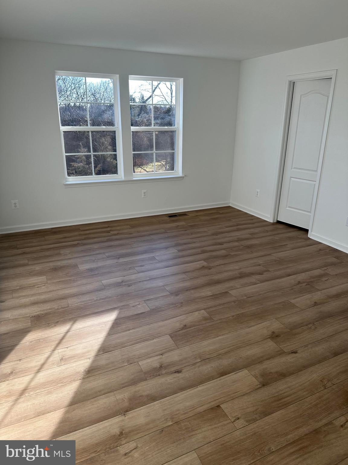 MCCAULEY CROSSING - Residential Lease