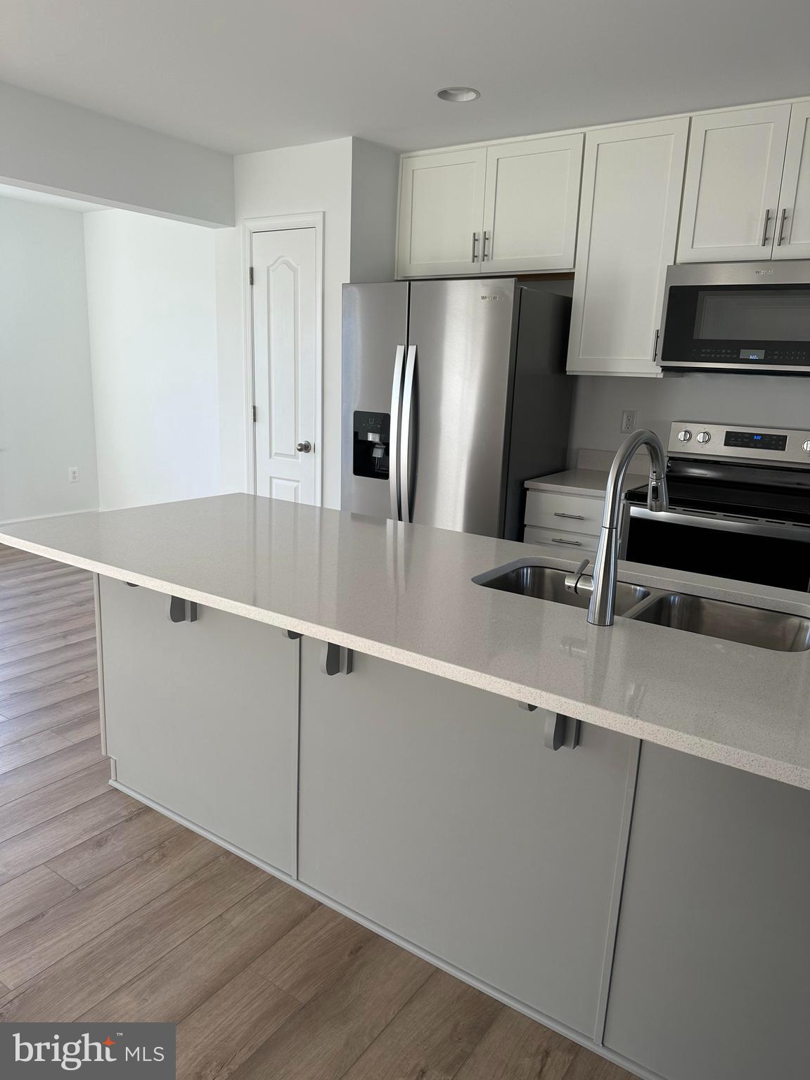 MCCAULEY CROSSING - Residential Lease