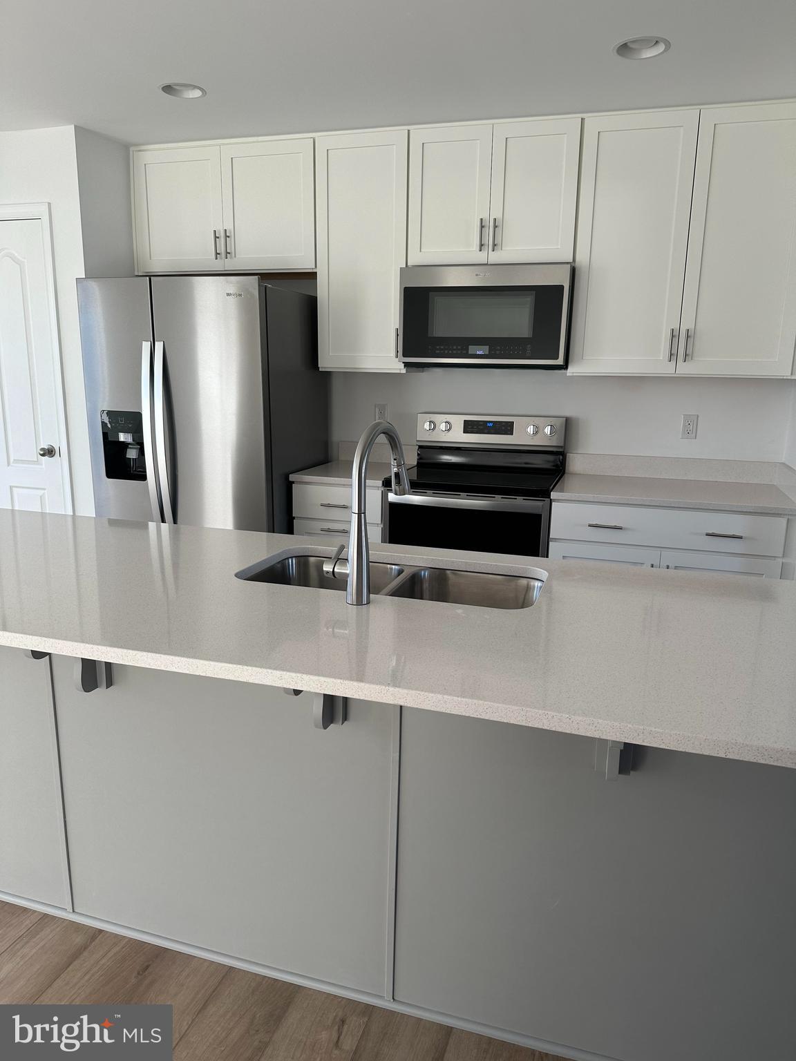 MCCAULEY CROSSING - Residential Lease