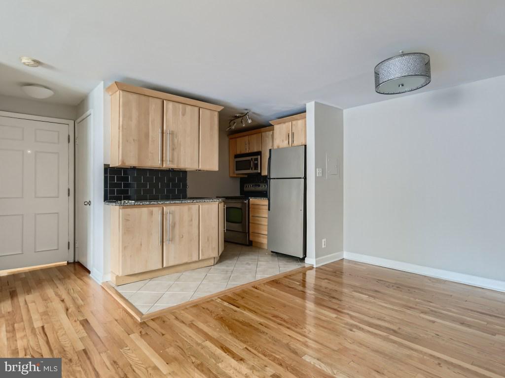 MOUNT VERNON PLACE HISTORIC DISTRICT - Residential Lease