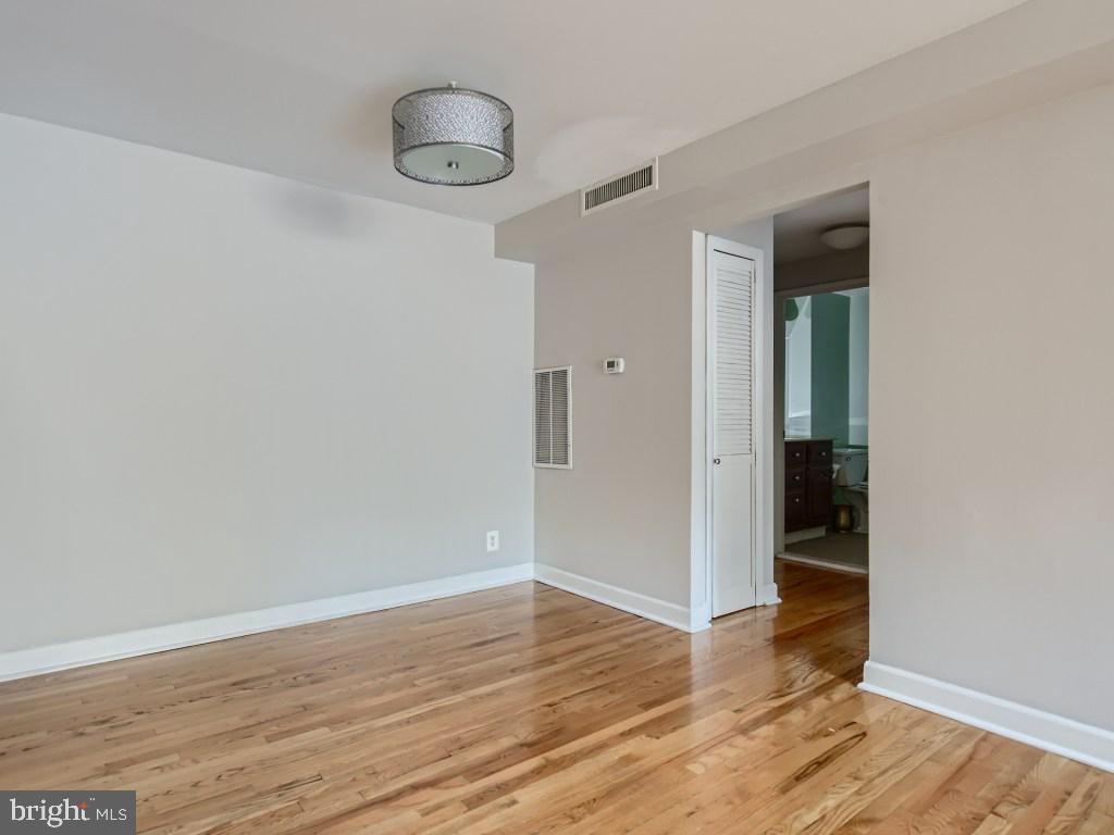 MOUNT VERNON PLACE HISTORIC DISTRICT - Residential Lease