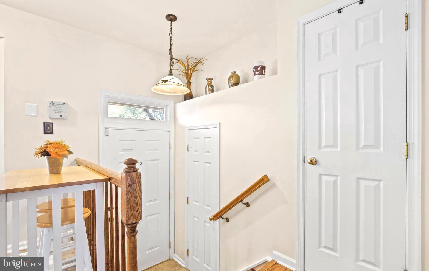 PARADISE - Residential Lease