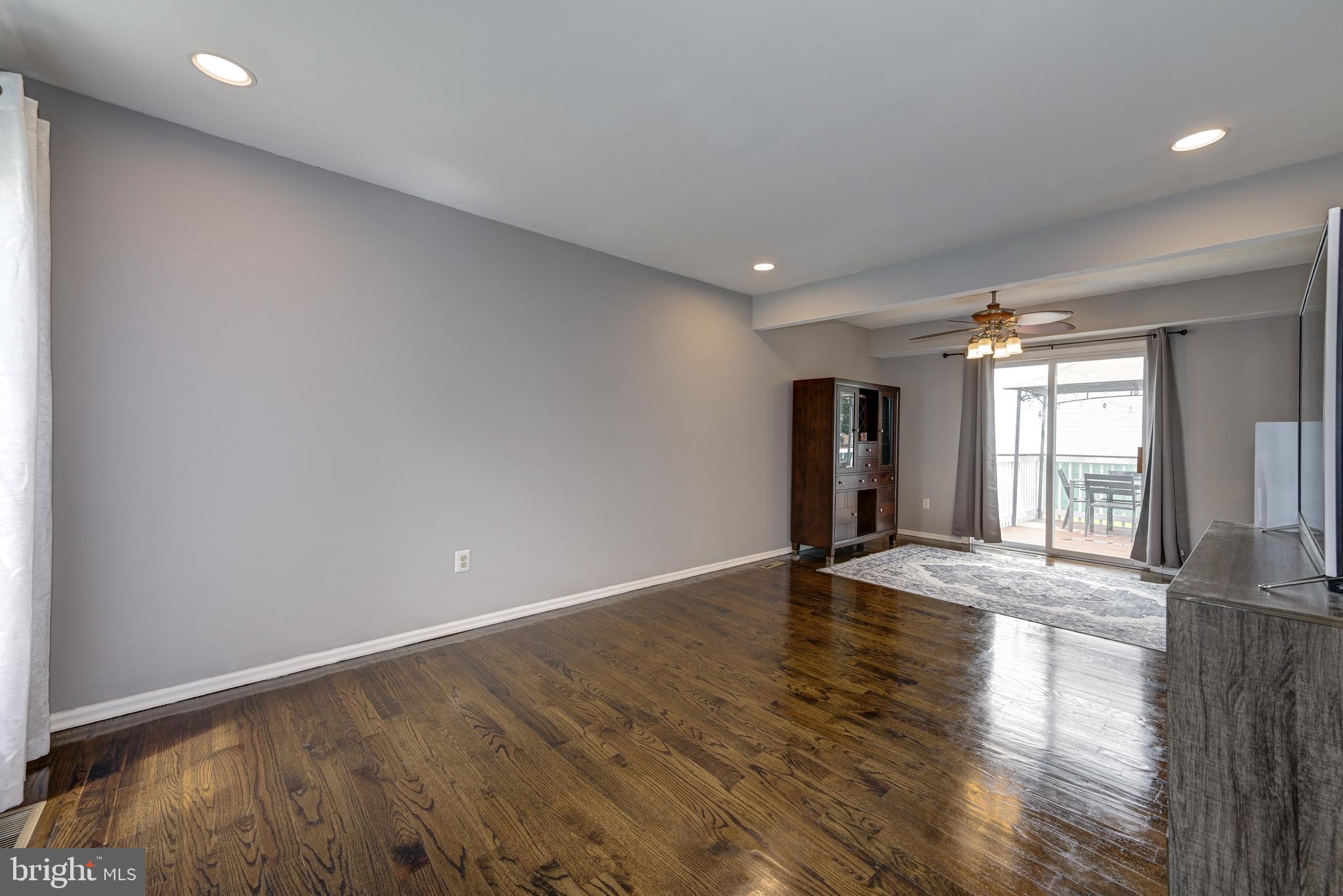 7721 HESSON LANE