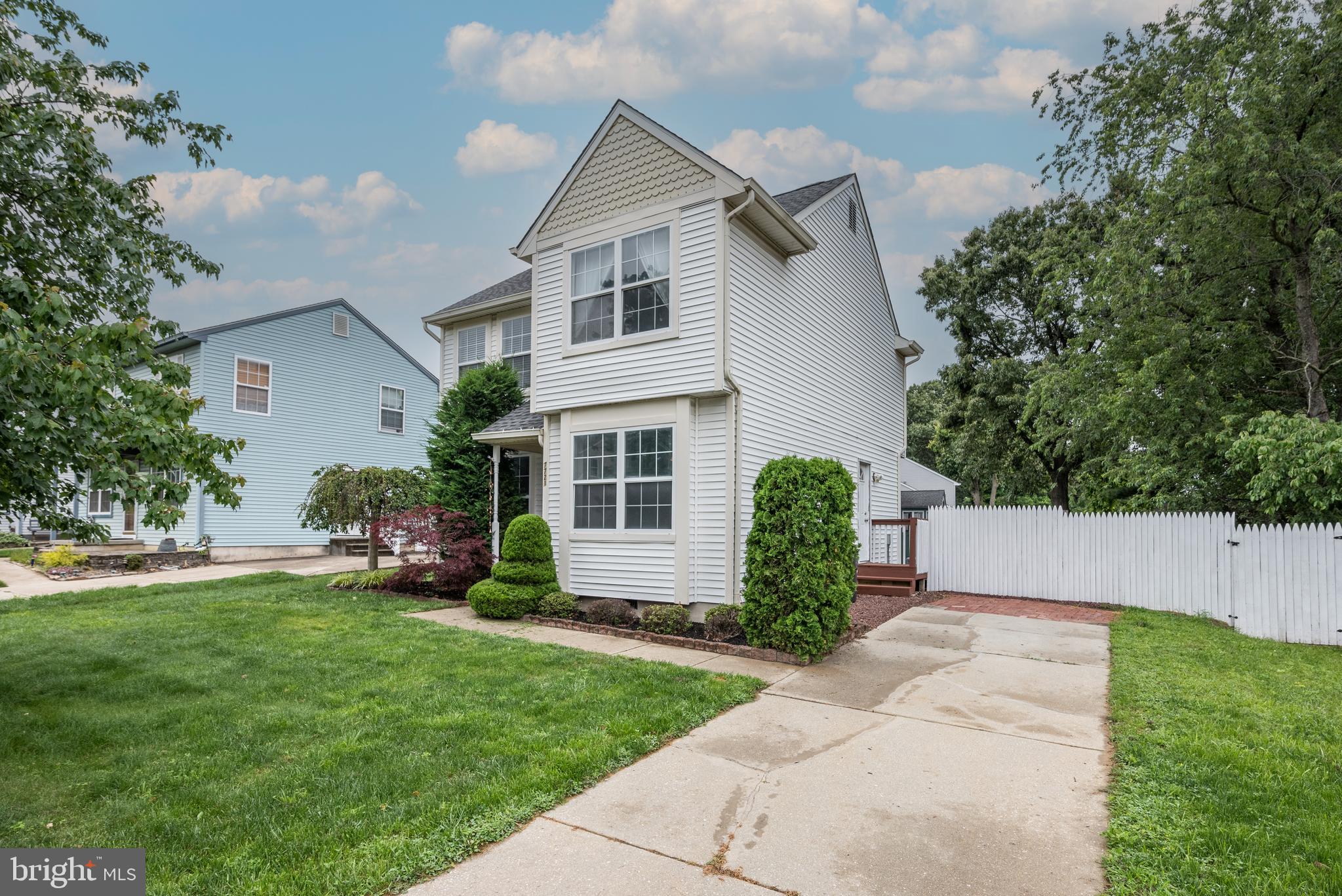 7721 HESSON LANE