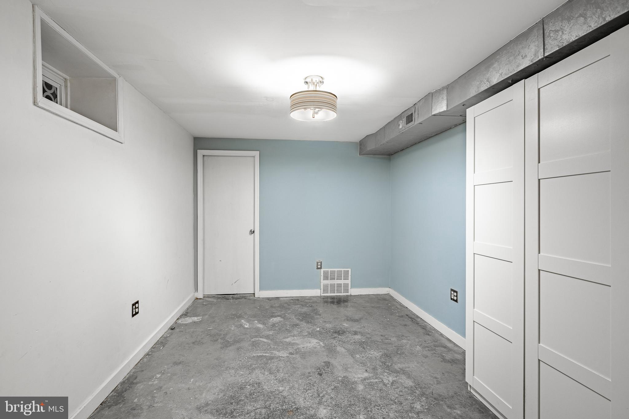 GRADUATE HOSPITAL - Residential