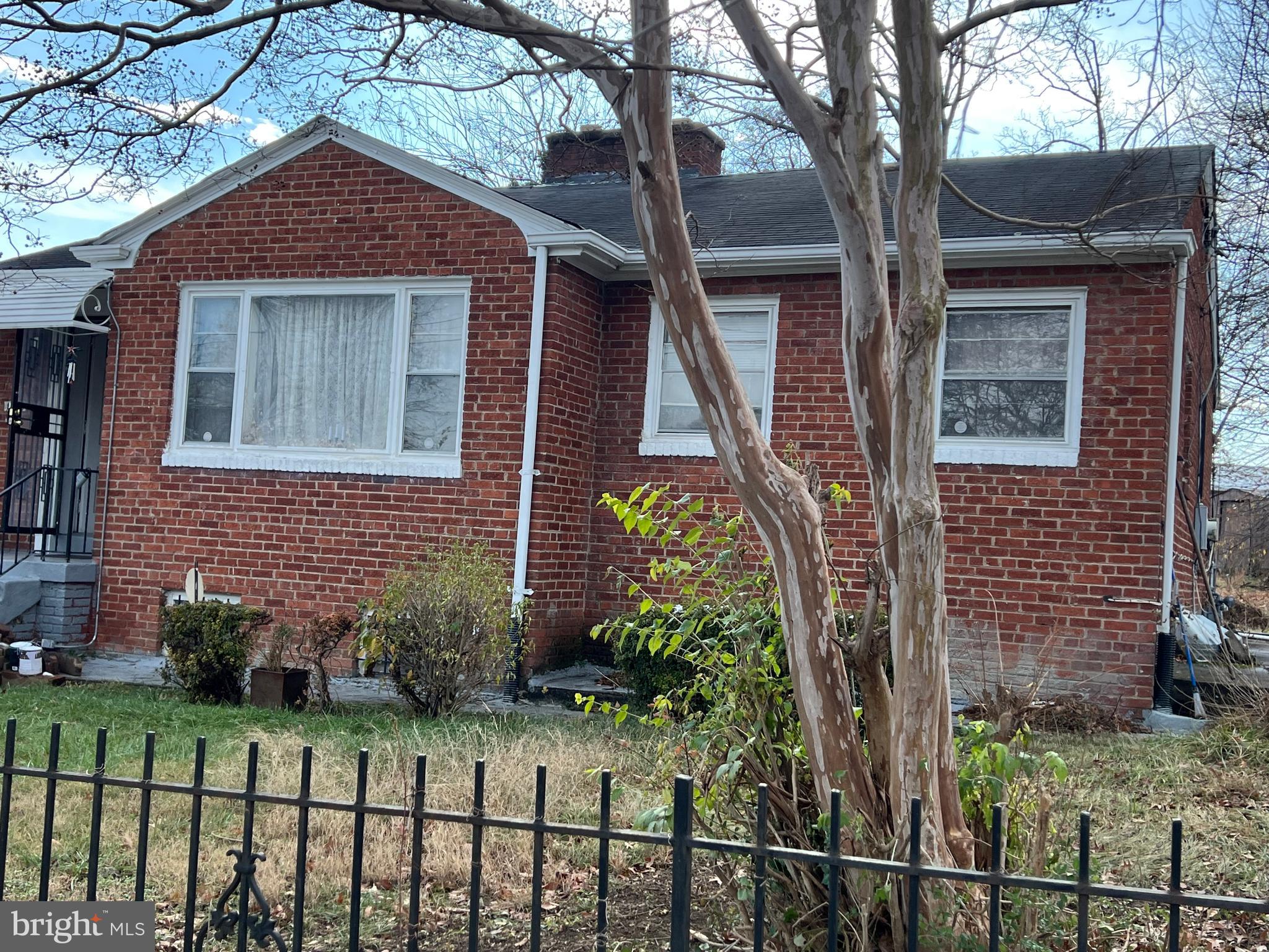 1115 QUEBEC STREET STREET