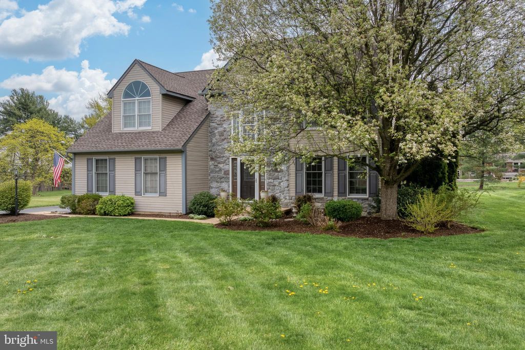 Photo of 2601 Paddock Lane, LANCASTER, PA 17603 (MLS # PALA2066378)