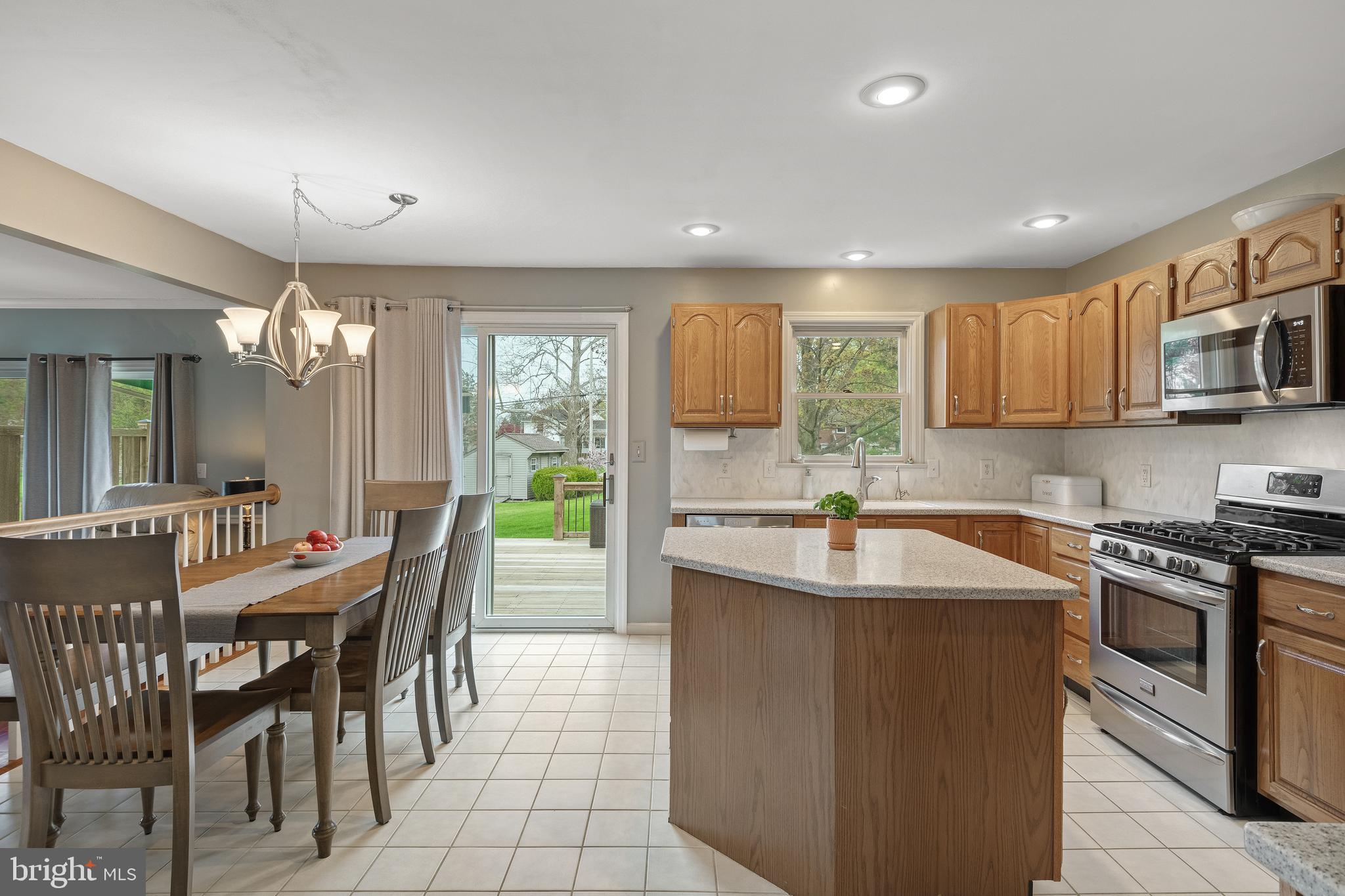 RIDING CLUB ESTATES - Residential