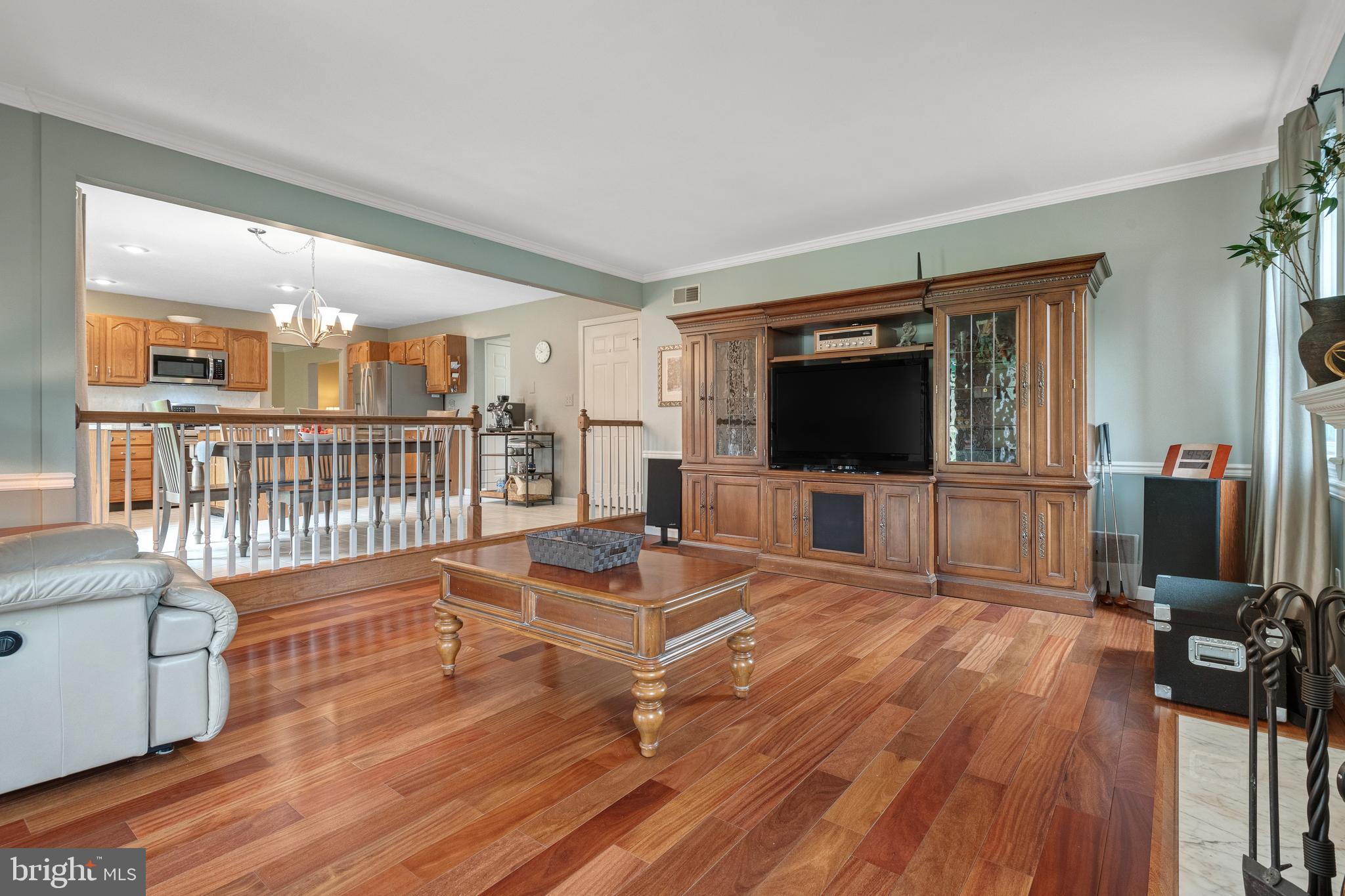 RIDING CLUB ESTATES - Residential