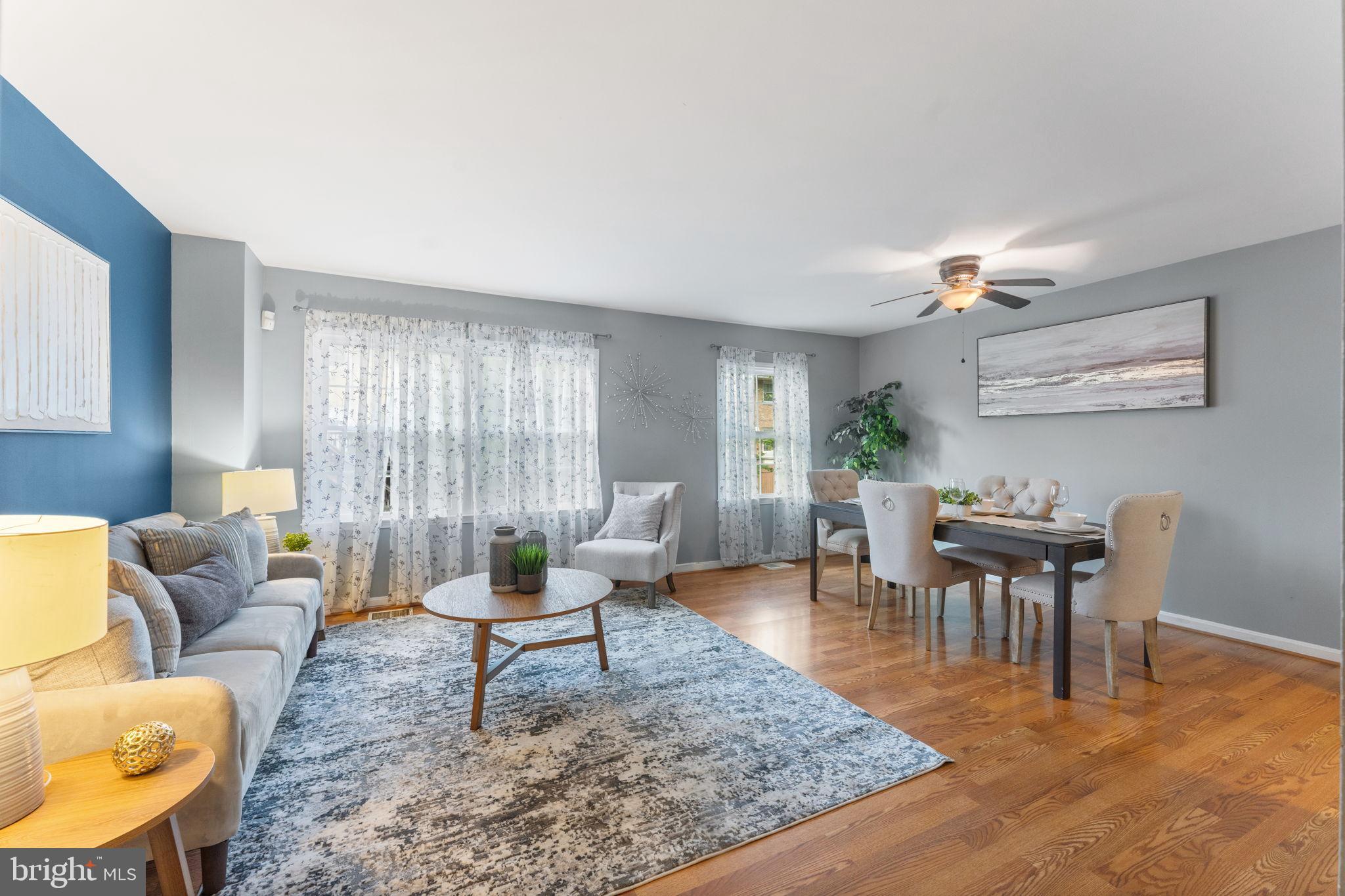 LONDON TOWNE - Residential Lease