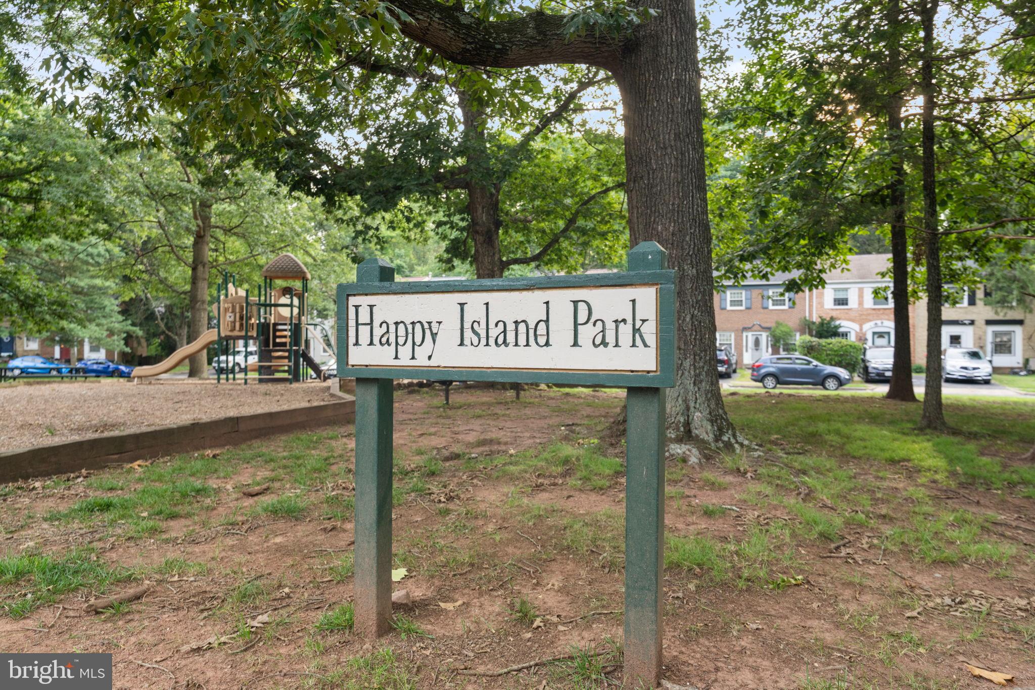 LONDON TOWNE - Residential Lease