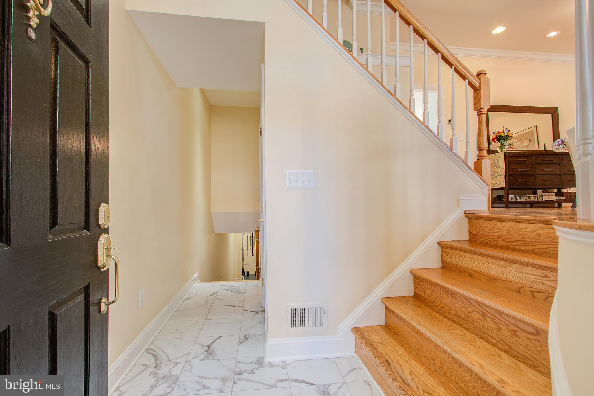 RIVERGATE - Residential