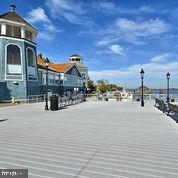 RIVERGATE - Residential