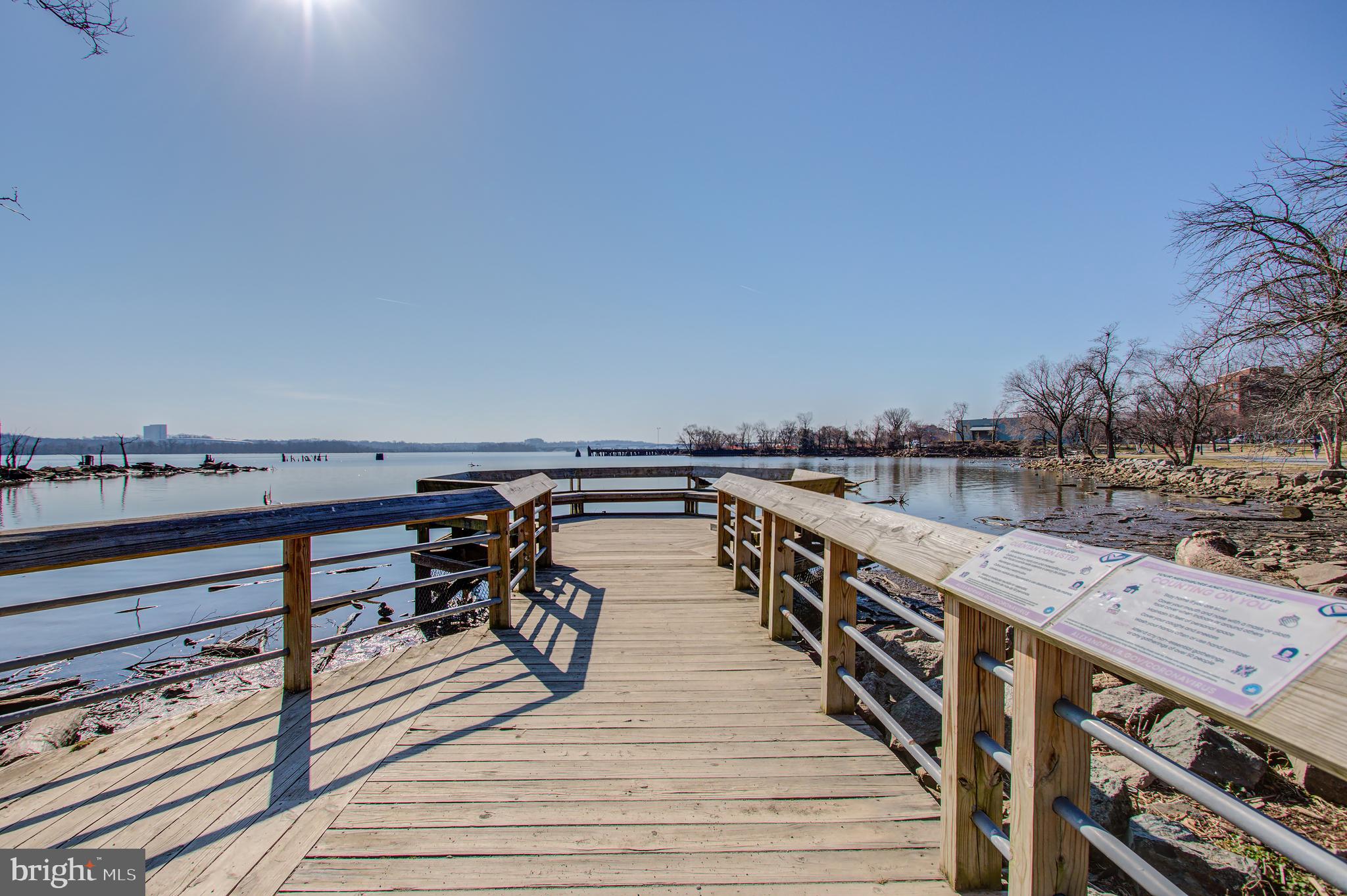 RIVERGATE - Residential