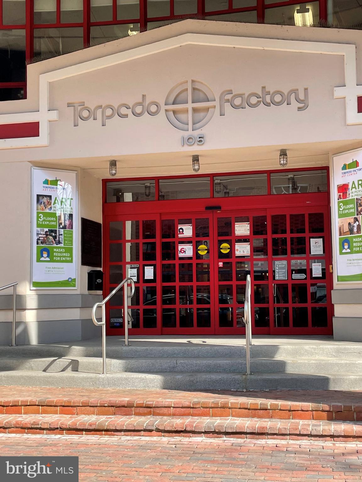 RIVERGATE - Residential