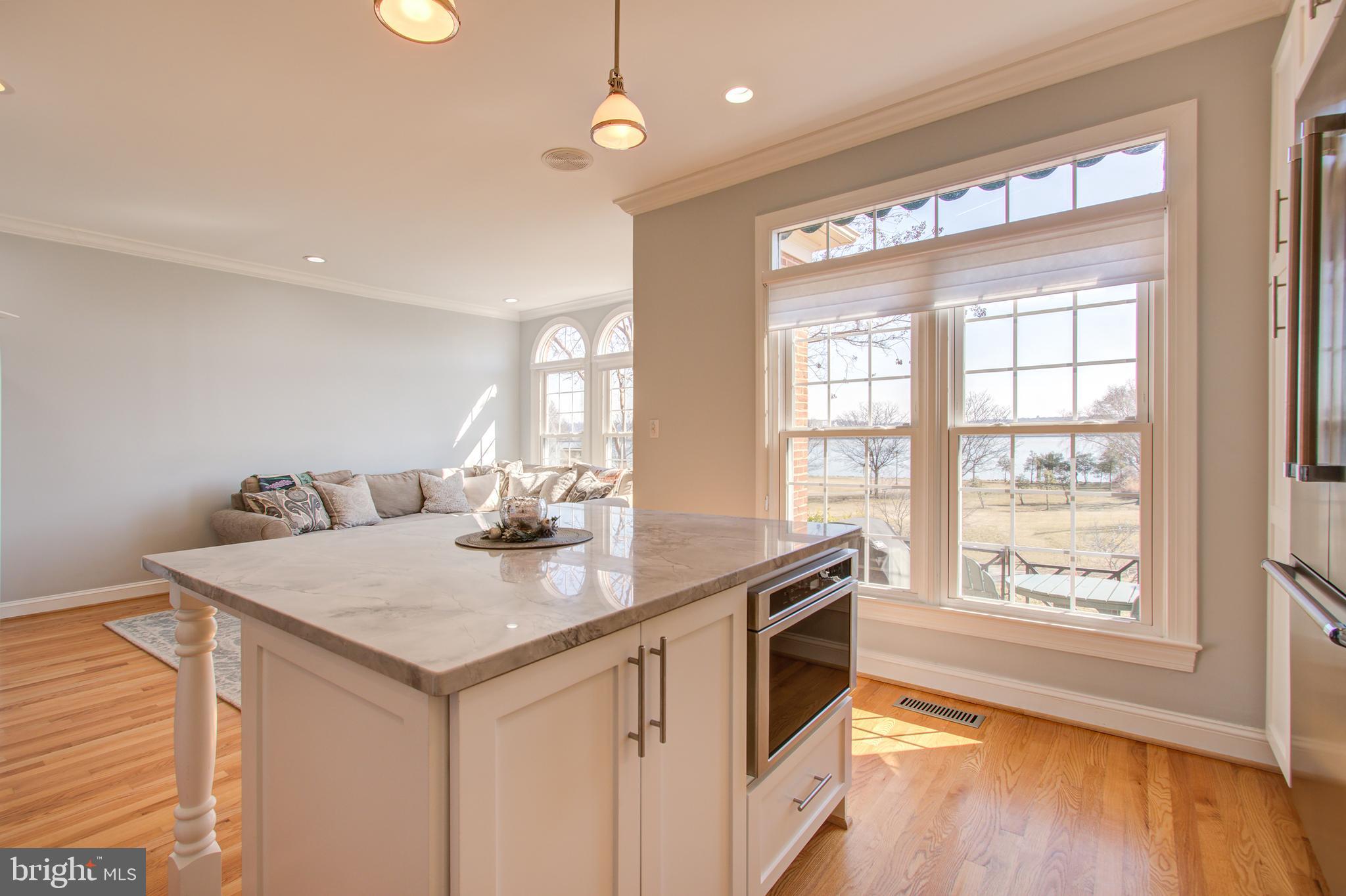 RIVERGATE - Residential