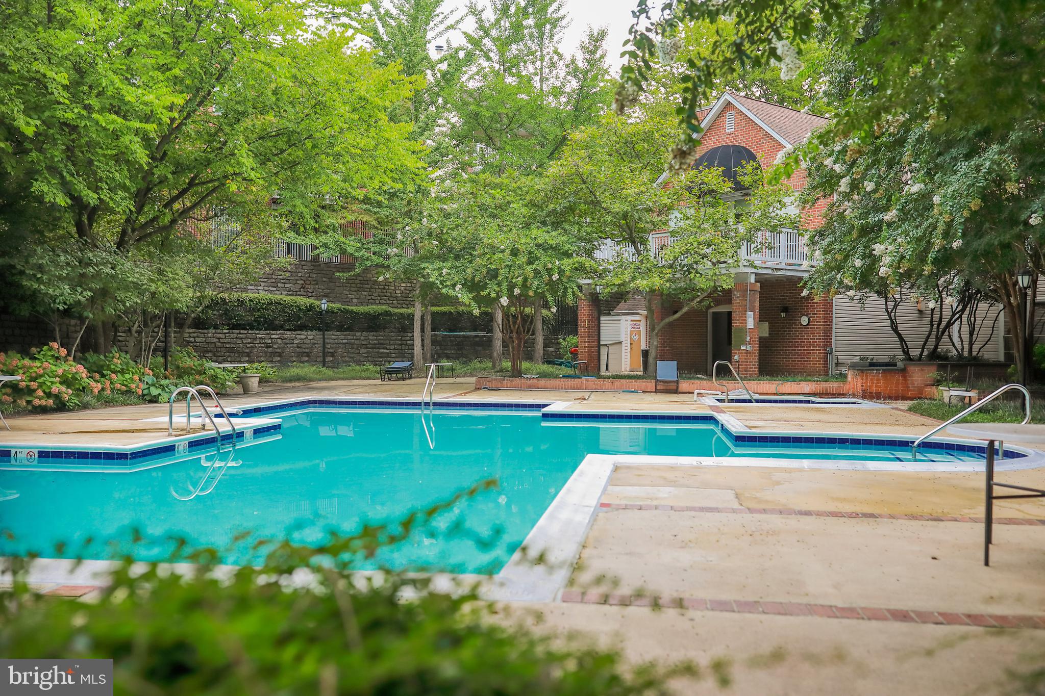 FOUNTAINS AT MCLEAN - Residential Lease