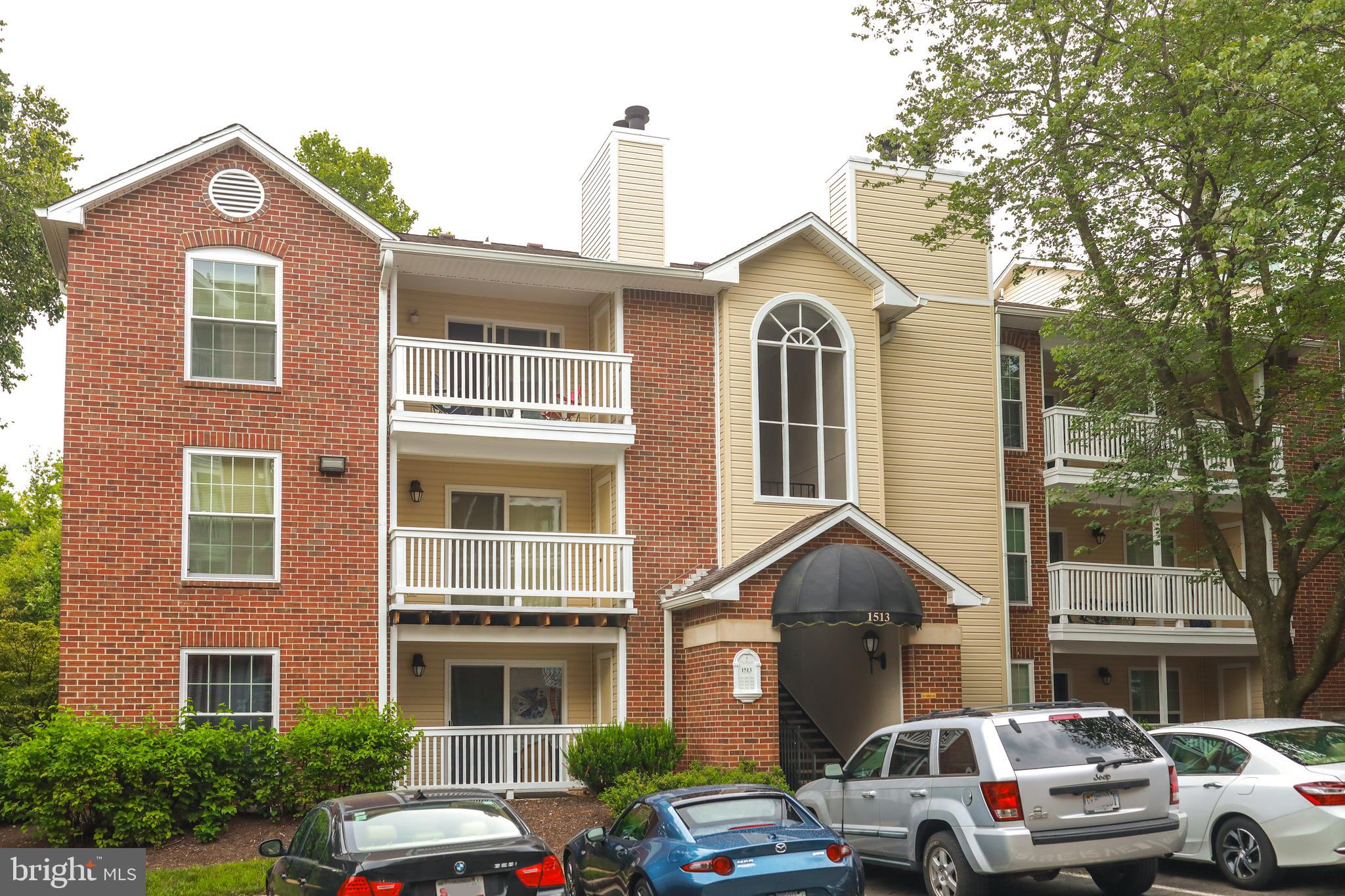 FOUNTAINS AT MCLEAN - Residential Lease