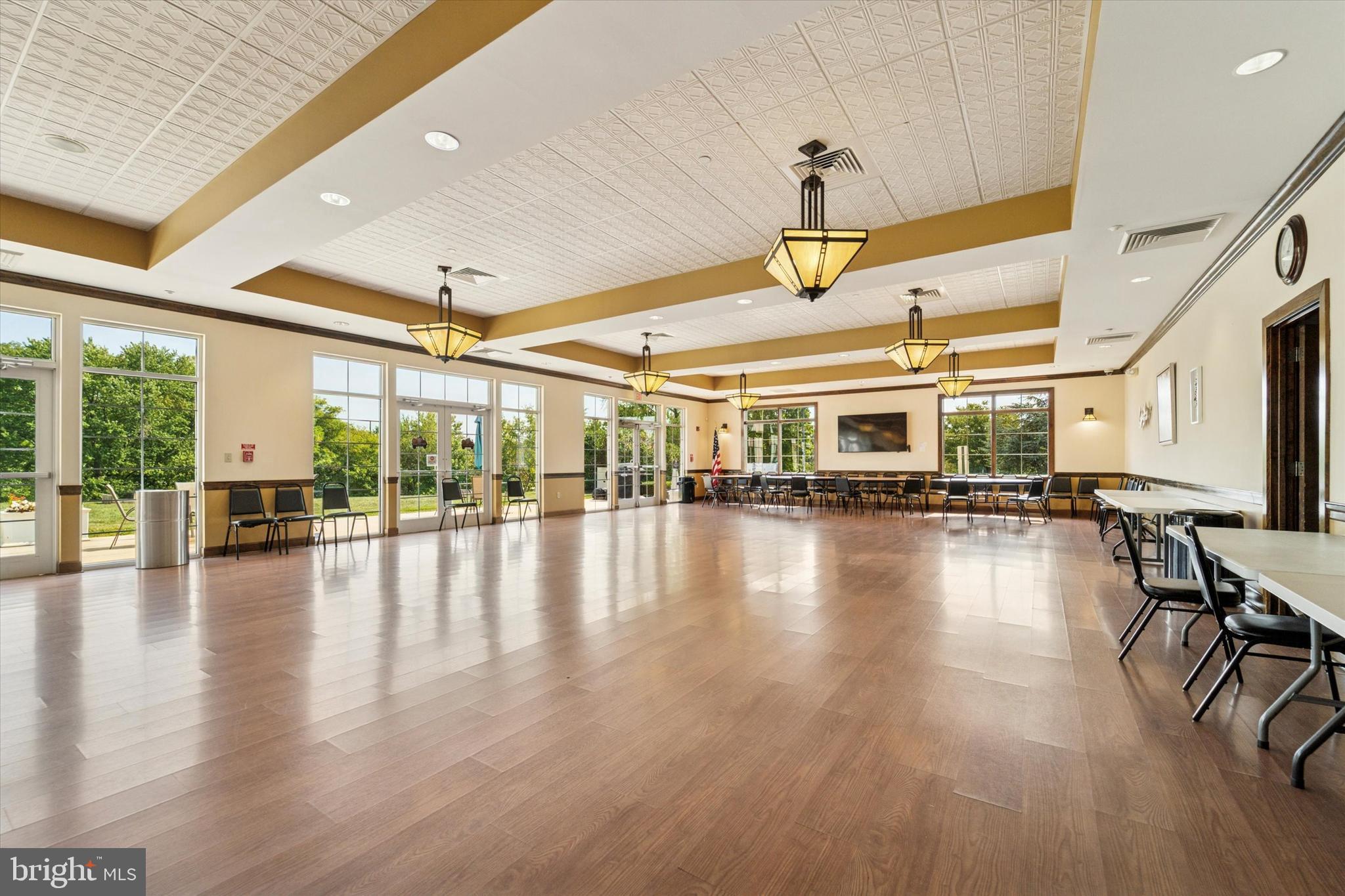 THE VILLAGES AT PINE VALLEY - Residential