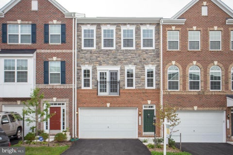 Townhouse For Rent - 9029 Christina Place<br/> MANASSAS PARK, VA 20111