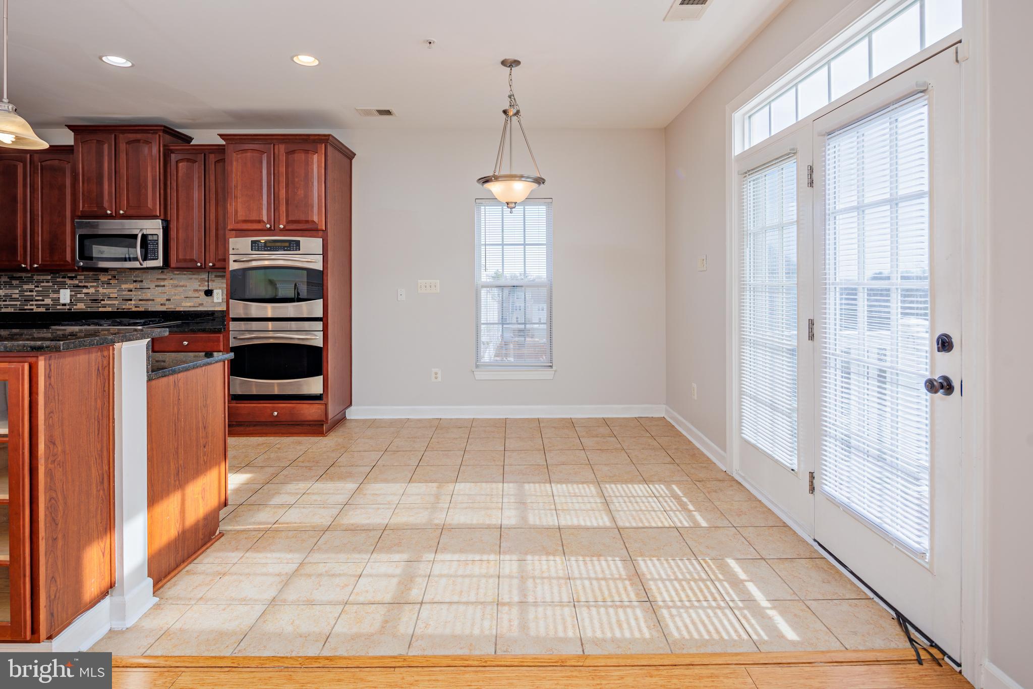 ELKRIDGE CROSSING - Residential Lease