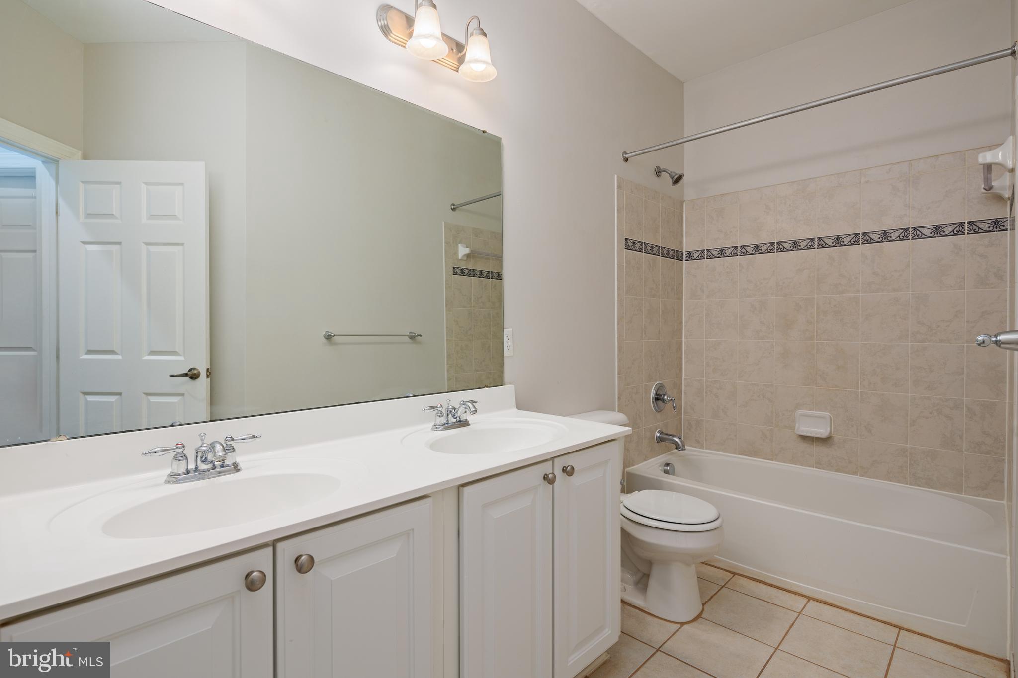 ELKRIDGE CROSSING - Residential Lease