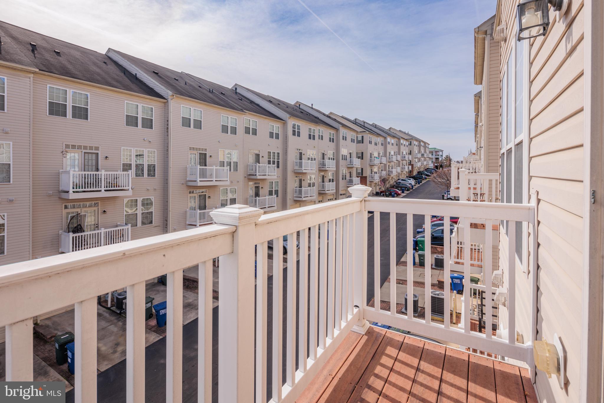 ELKRIDGE CROSSING - Residential Lease