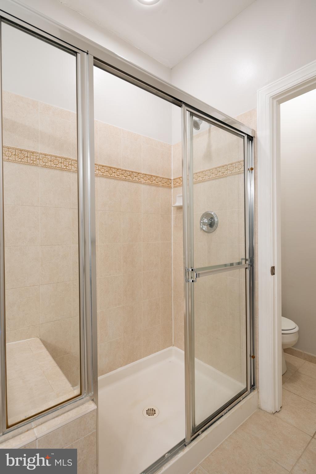 ELKRIDGE CROSSING - Residential Lease