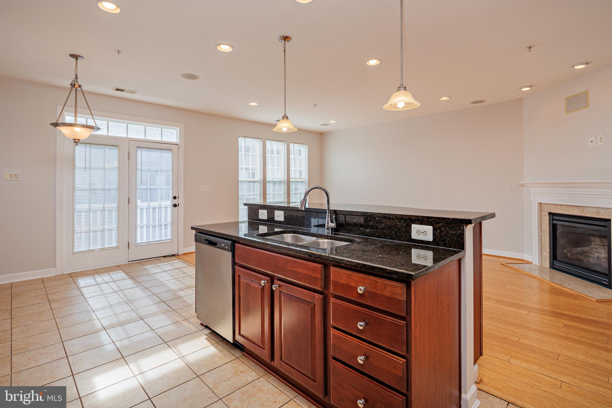 ELKRIDGE CROSSING - Residential Lease