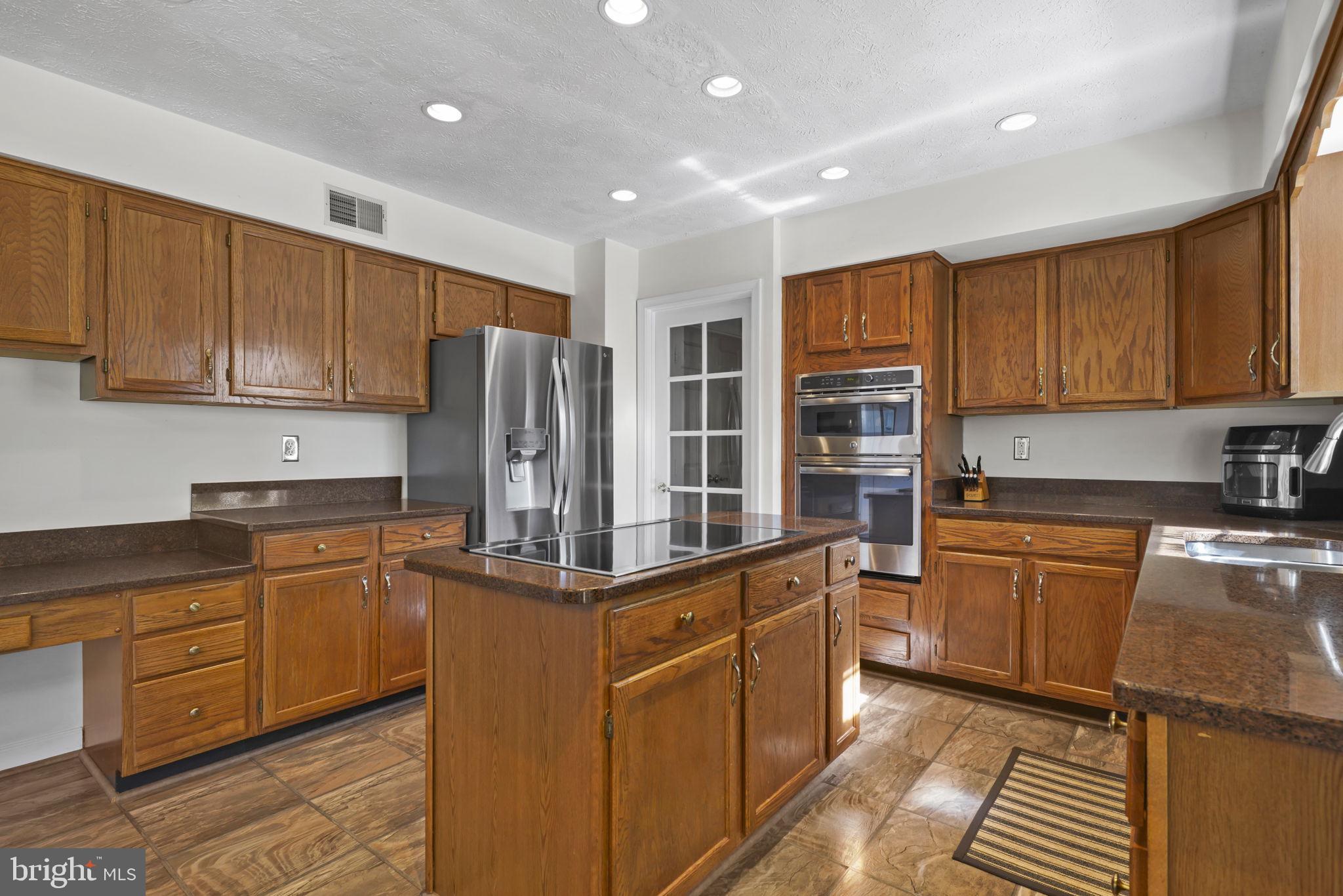 WEST RIVER PLANTATION - Residential