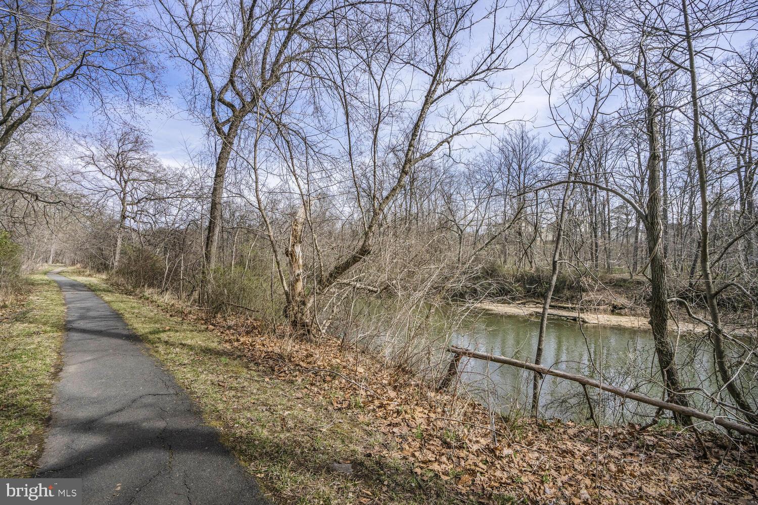 POTOMAC STATION - Residential