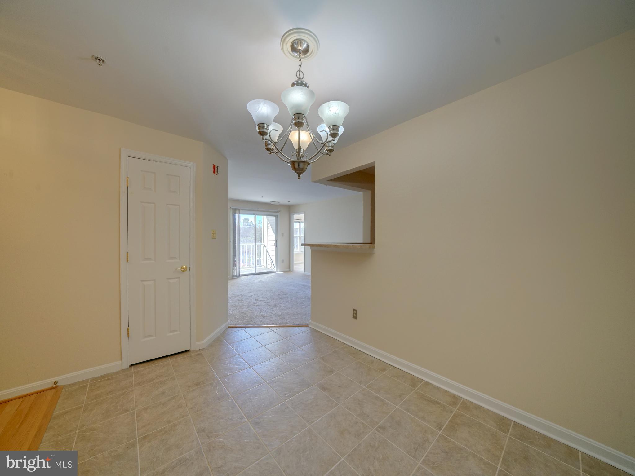 GATEWAY COMMERCE CENTER - Residential Lease