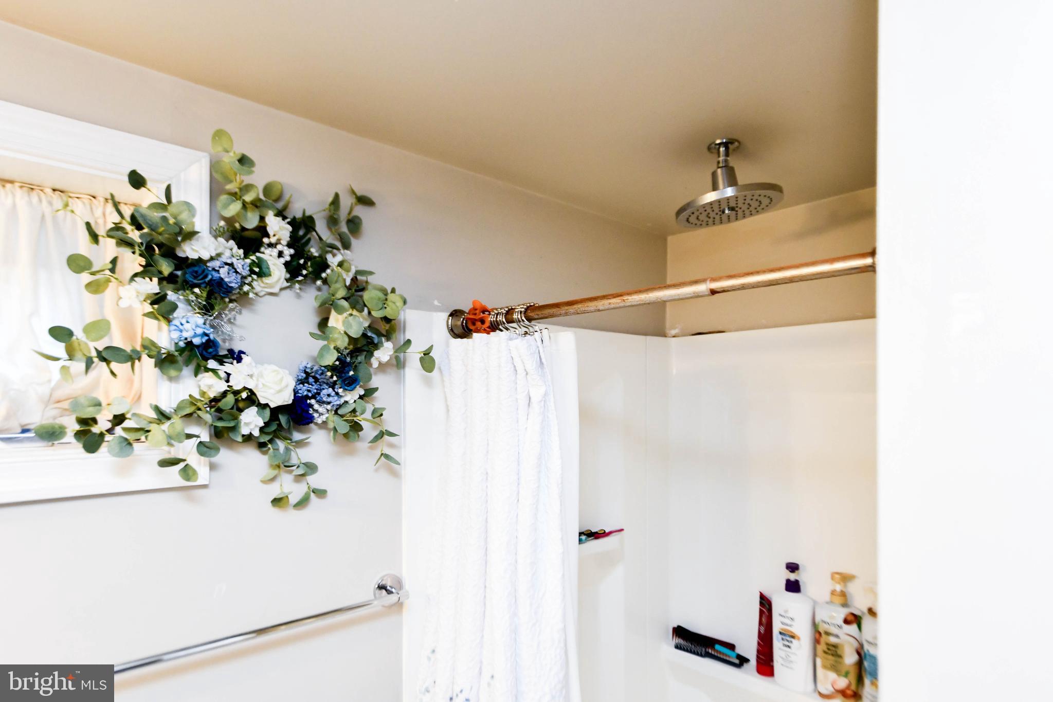 NEW CARROLLTON - Residential