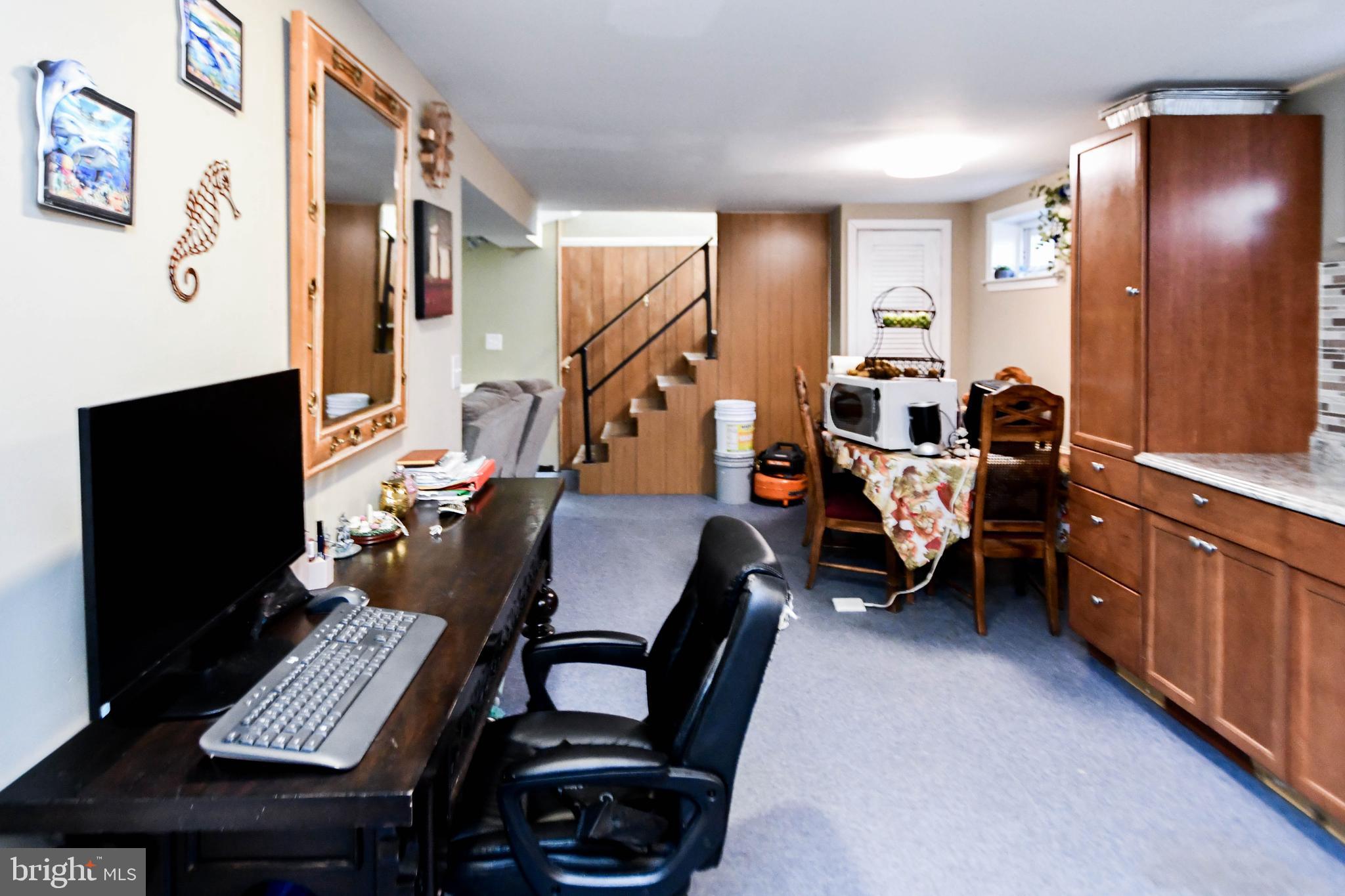 NEW CARROLLTON - Residential