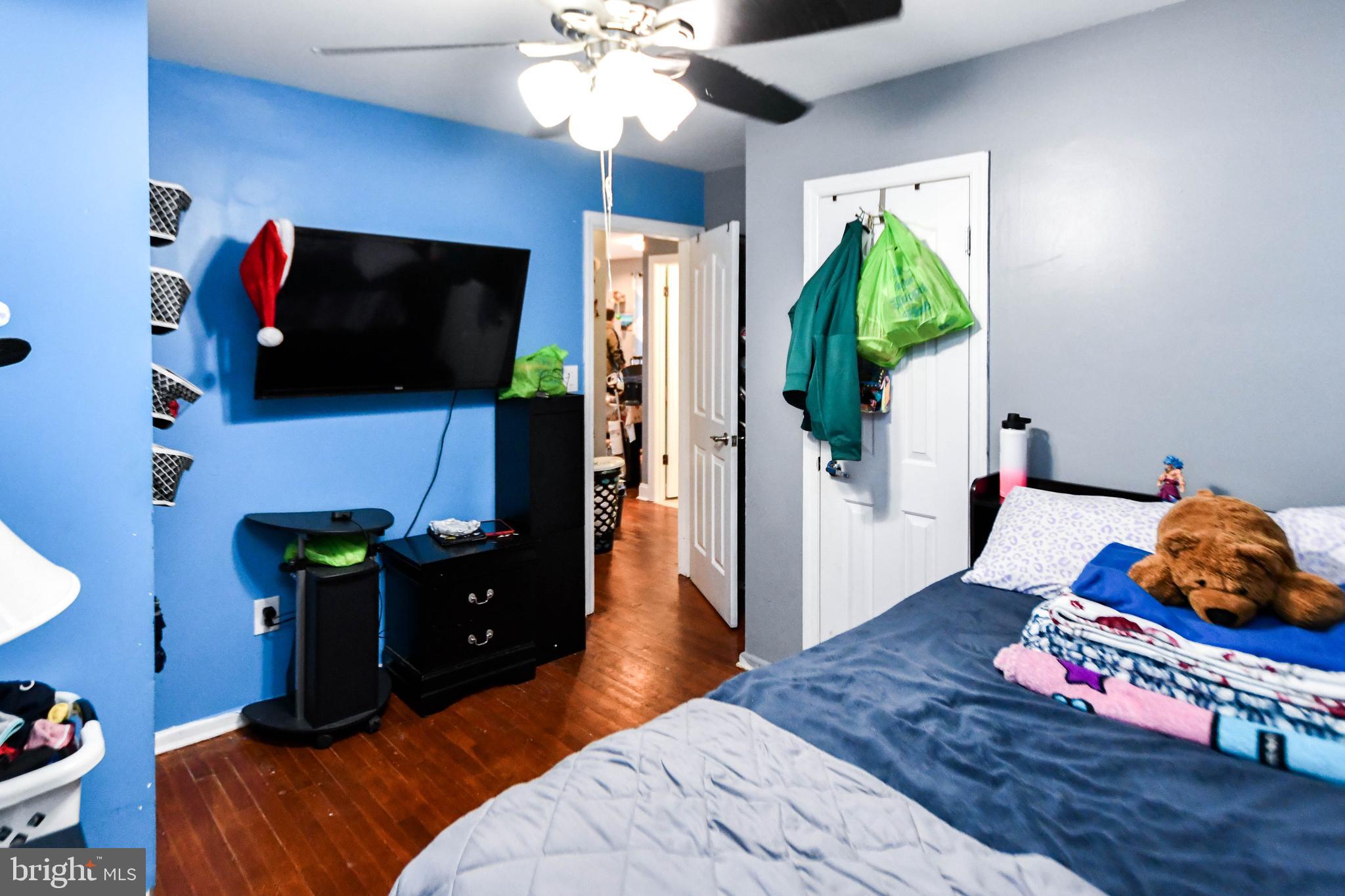 NEW CARROLLTON - Residential