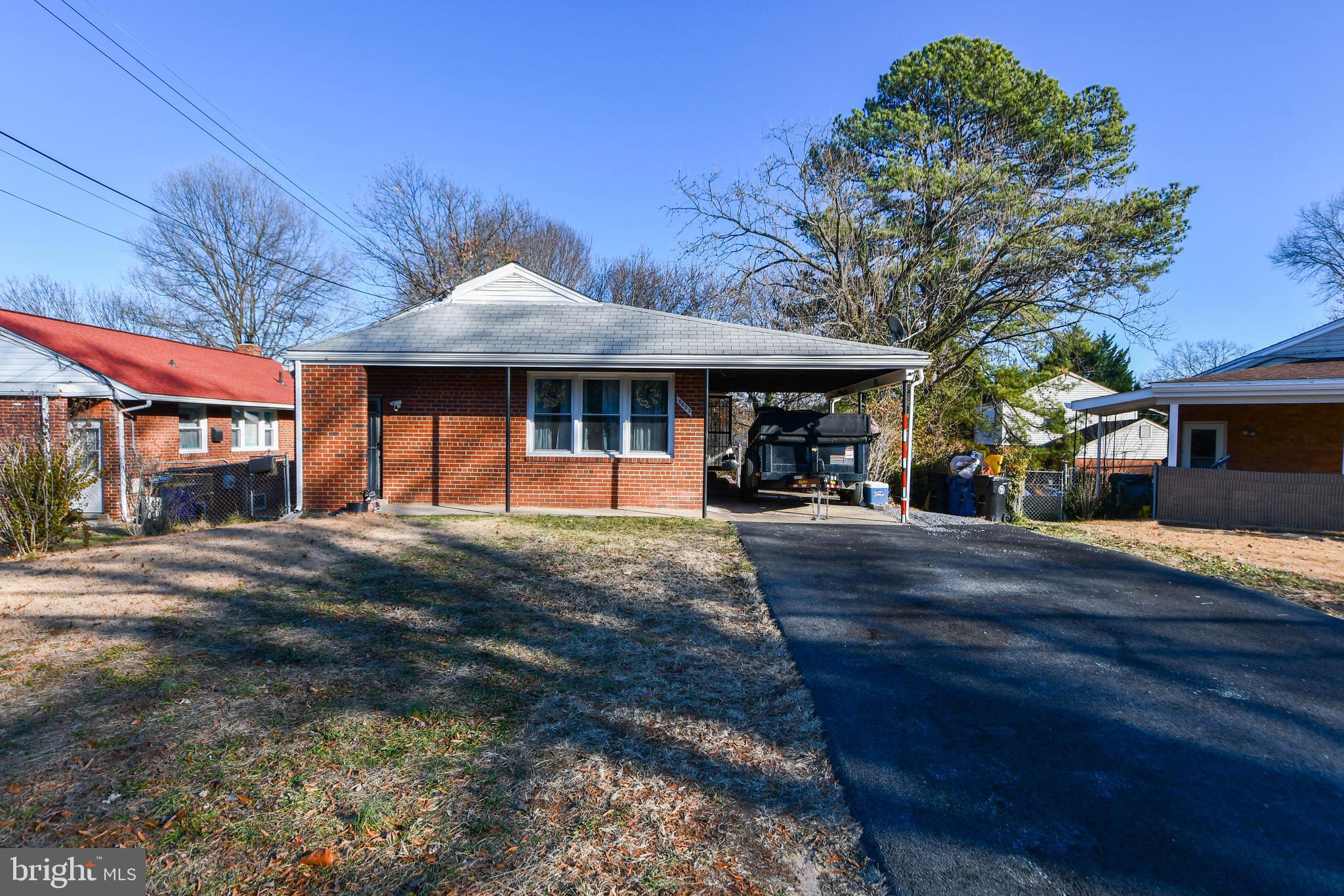 NEW CARROLLTON - Residential